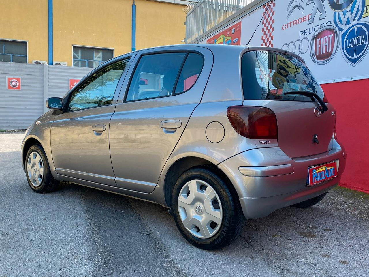 Toyota Yaris 1.4 D-4D 75cv 5 porte - 2004
