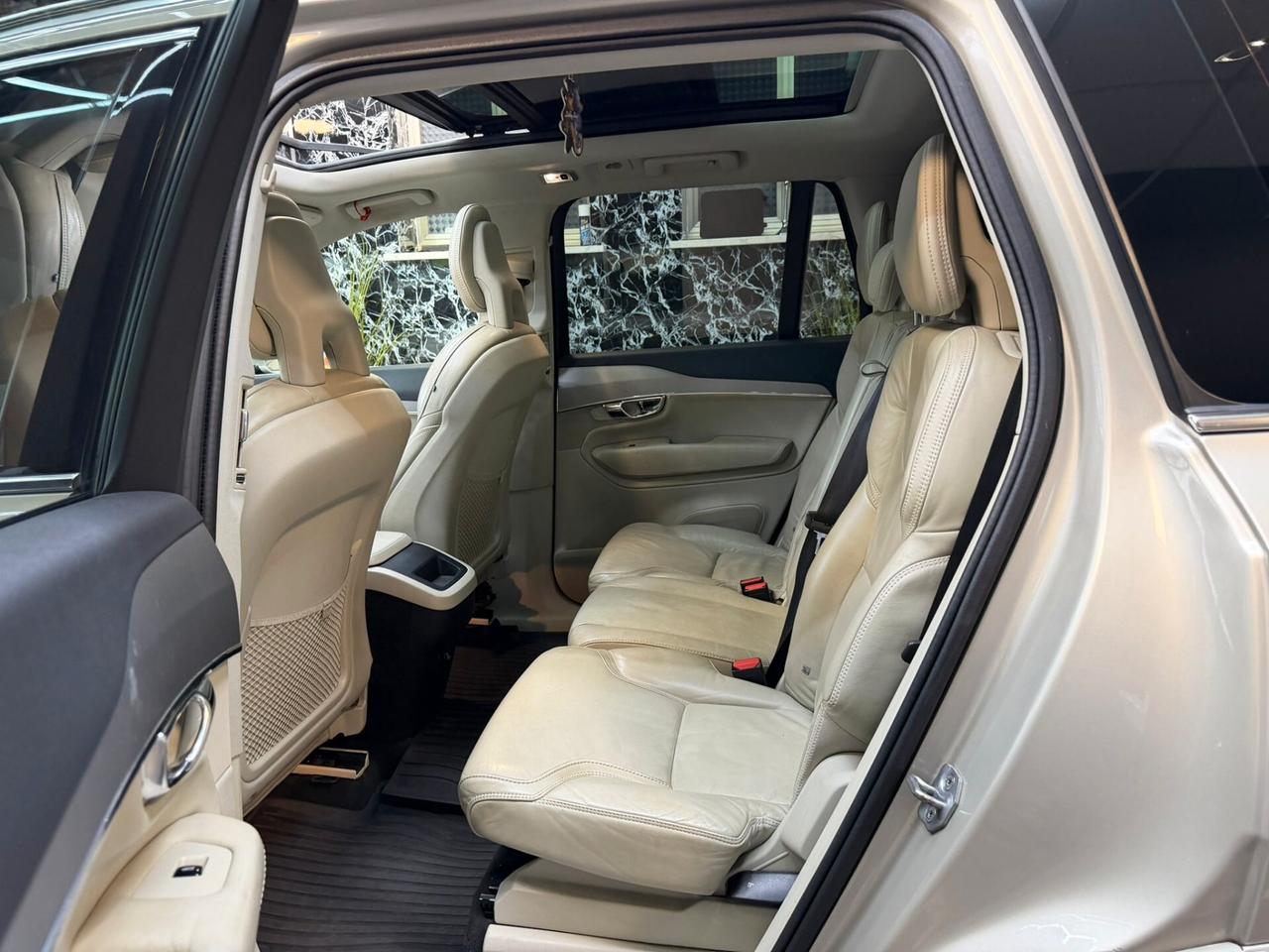 Volvo XC 90 D5 AWD Geartronic 7 posti Inscription