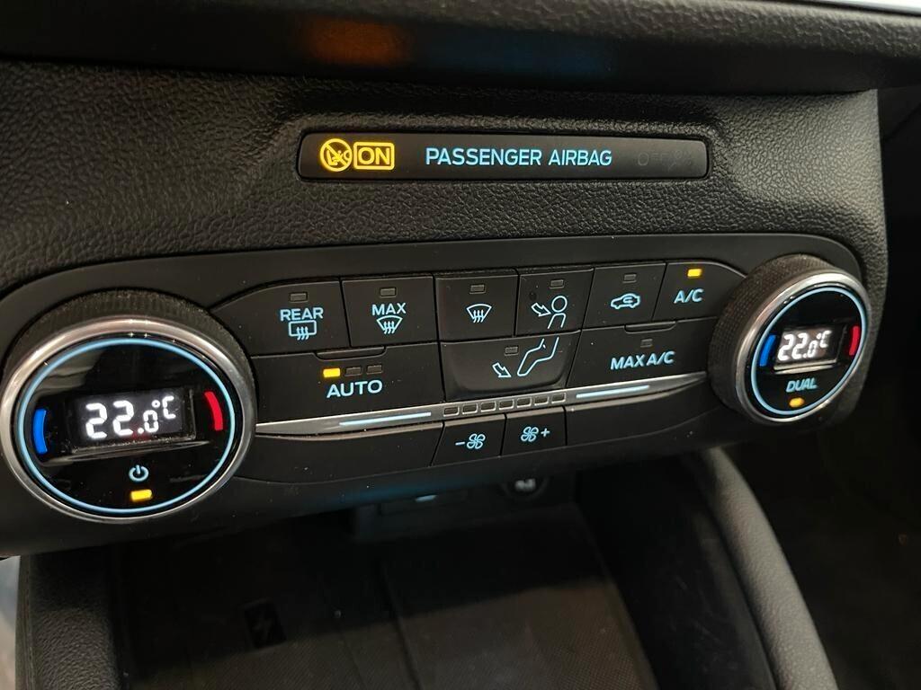 Ford Focus TITANIUM 1.0 EcoBoost 125 cv 6mt