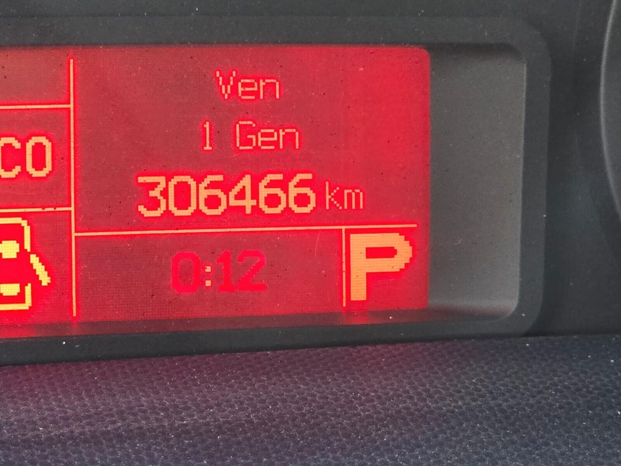 IVECO DAILY 35-140 AUTOMATICO FRIGO FRCX06-2027