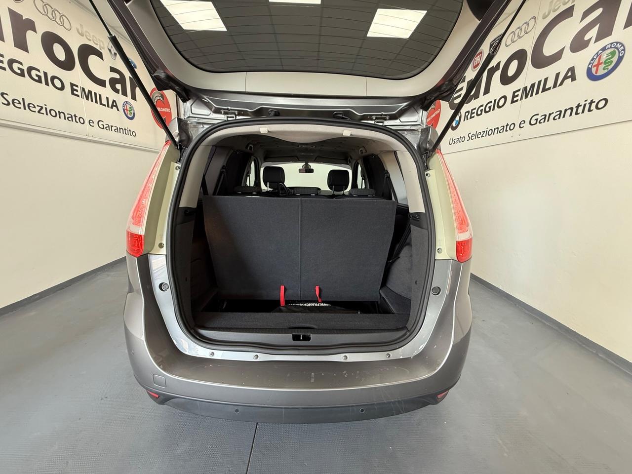 Renault Gran Scenic 1.5 dCi 110CV Dynamique 08/2009 euro 4 Neopatentati