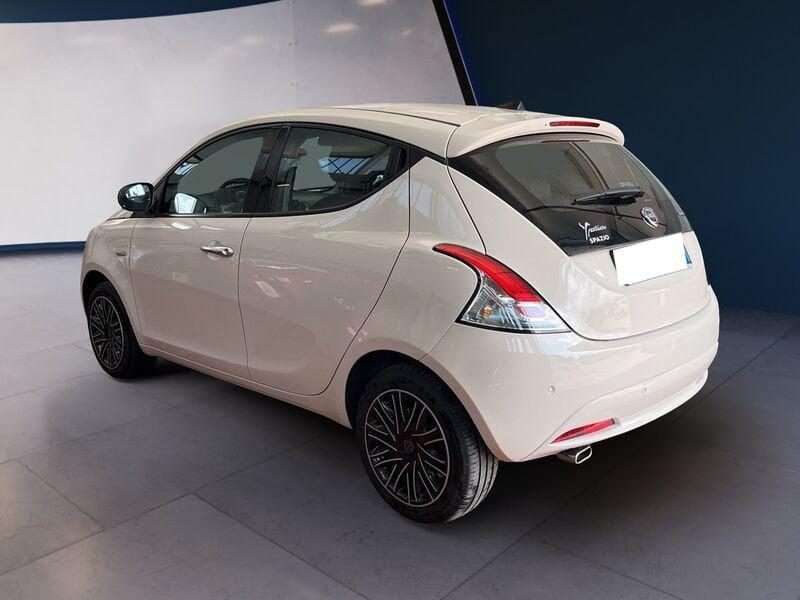 Lancia Ypsilon III 2021 1.0 firefly hybrid Gold s&s 70cv 5p.ti