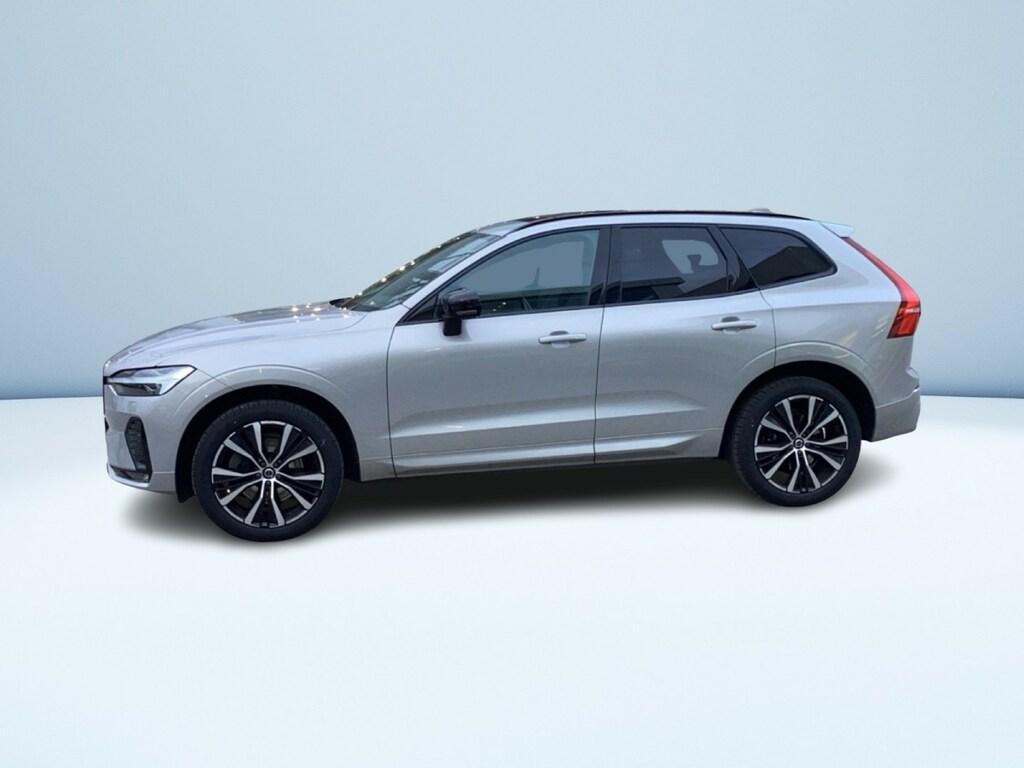 Volvo XC60 2.0 B4 Plus Dark automatico