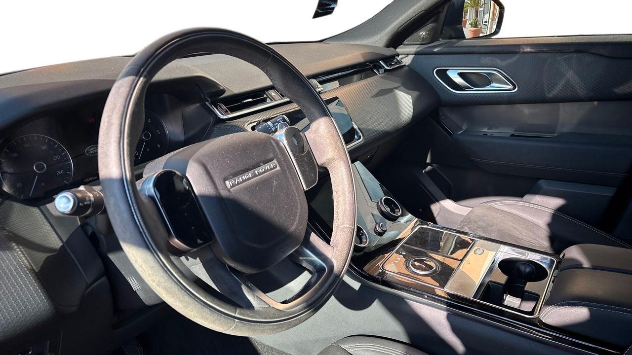 Land Rover Range Velar 2.0D I4 240 CV R-Dynamic