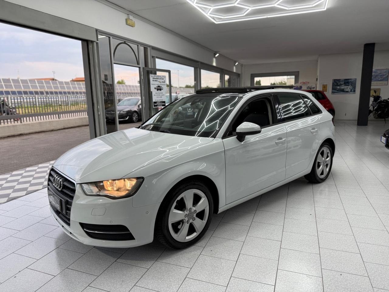 Audi A3 2.0 TDI 150 CV clean diesel Ambition
