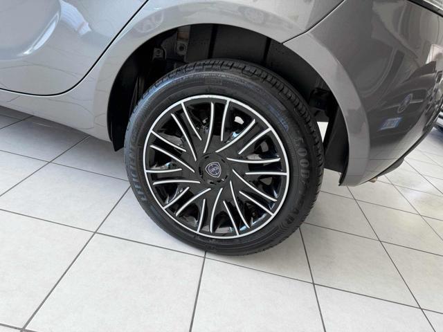 LANCIA Ypsilon 1.0 FireFly 5 porte S&S Hybrid Gold