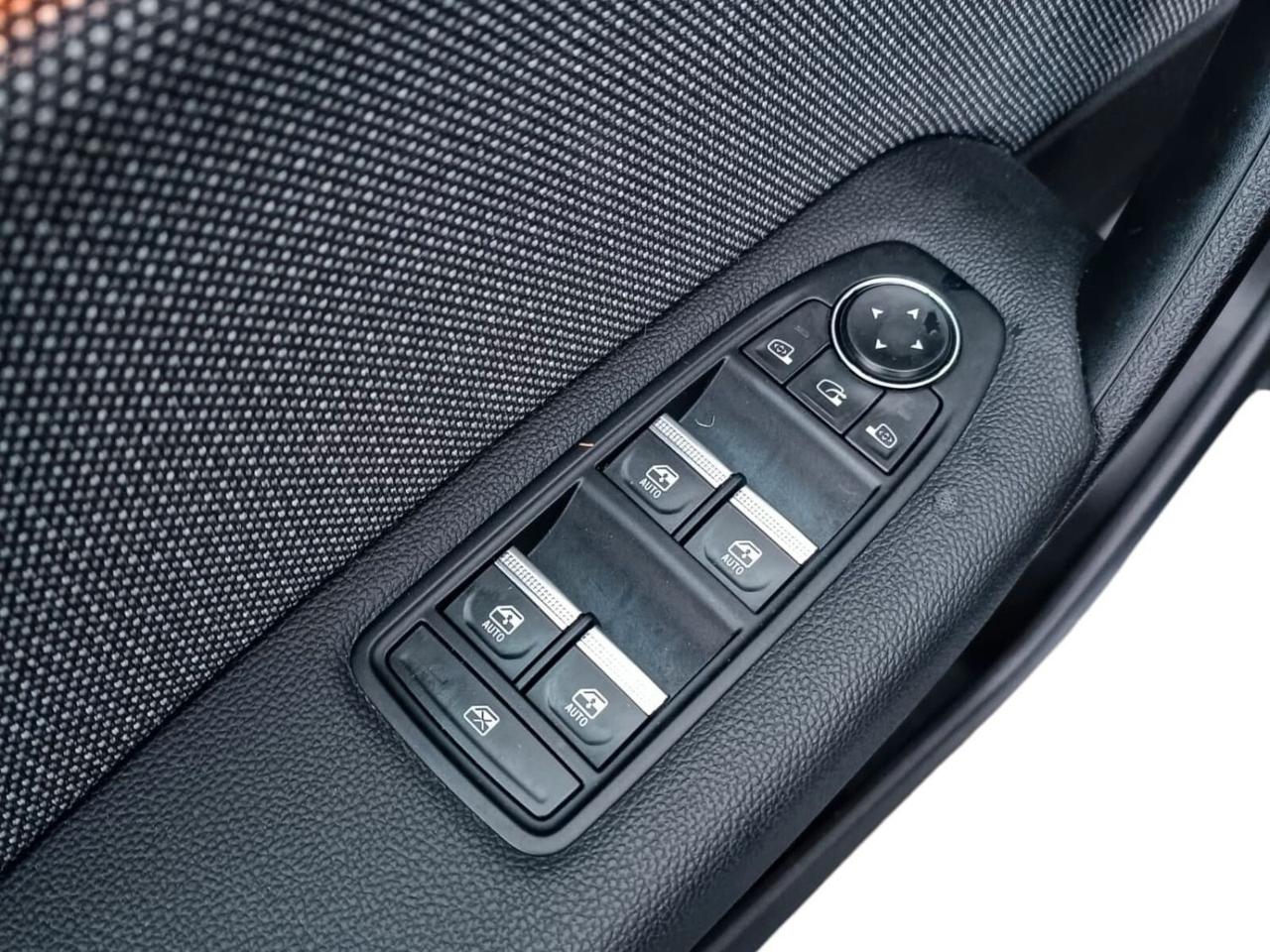 Renault Captur Full Hybrid E-Tech 145 CV Techno