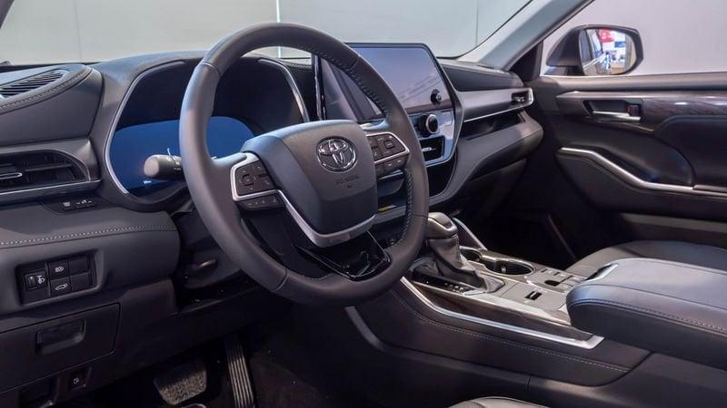 Toyota Highlander 2.5H AWD-i E-CVT Lounge