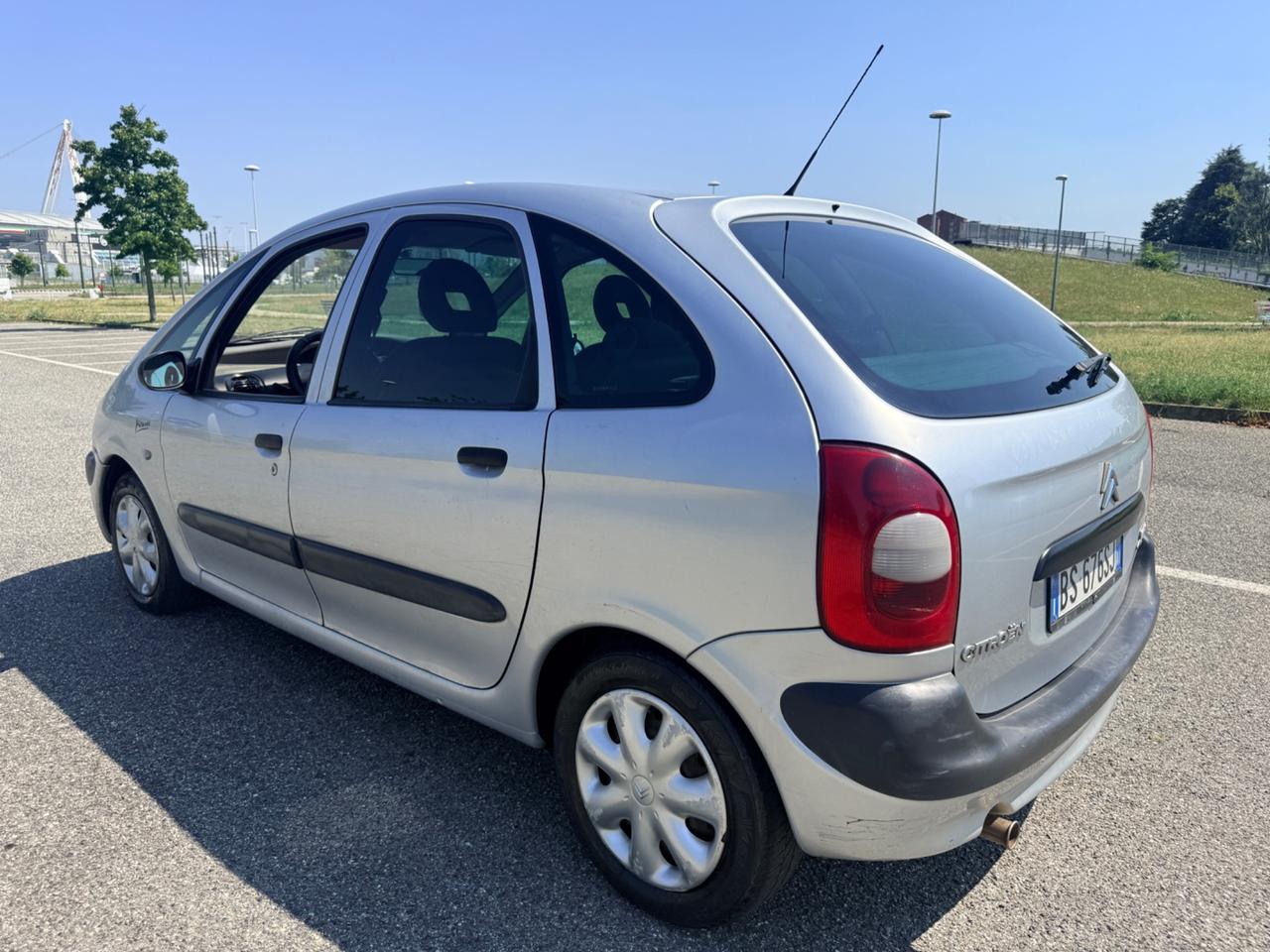 Citroen Xsara Picasso 1.6i 16V cat 5 porte SX