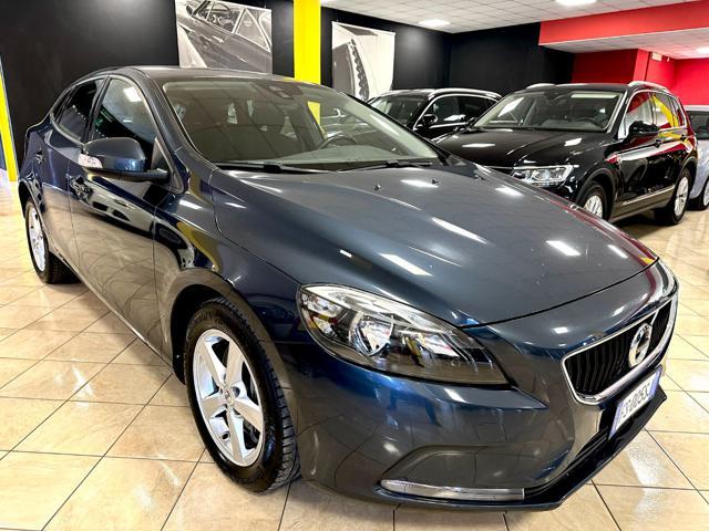 VOLVO V40 D2 Geartronic UNIPRO TAGLIANDI