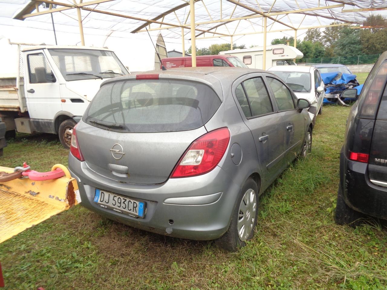 Opel Corsa 1.2i 16V cat 5 motore rotto