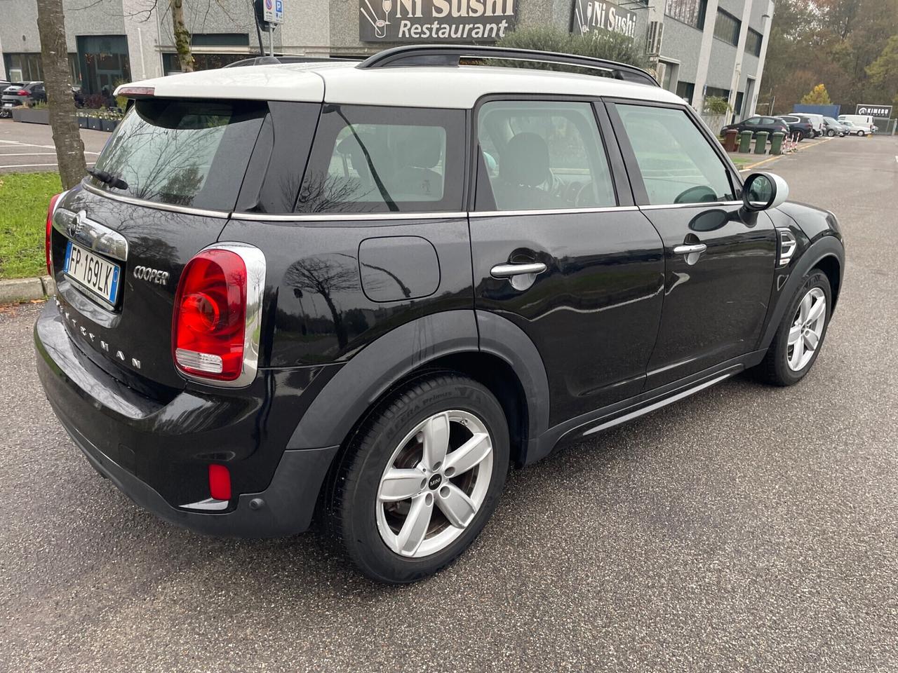 Mini Cooper Countryman 1.5 Countryman*Automatik*Cerchi*Neopatentai*