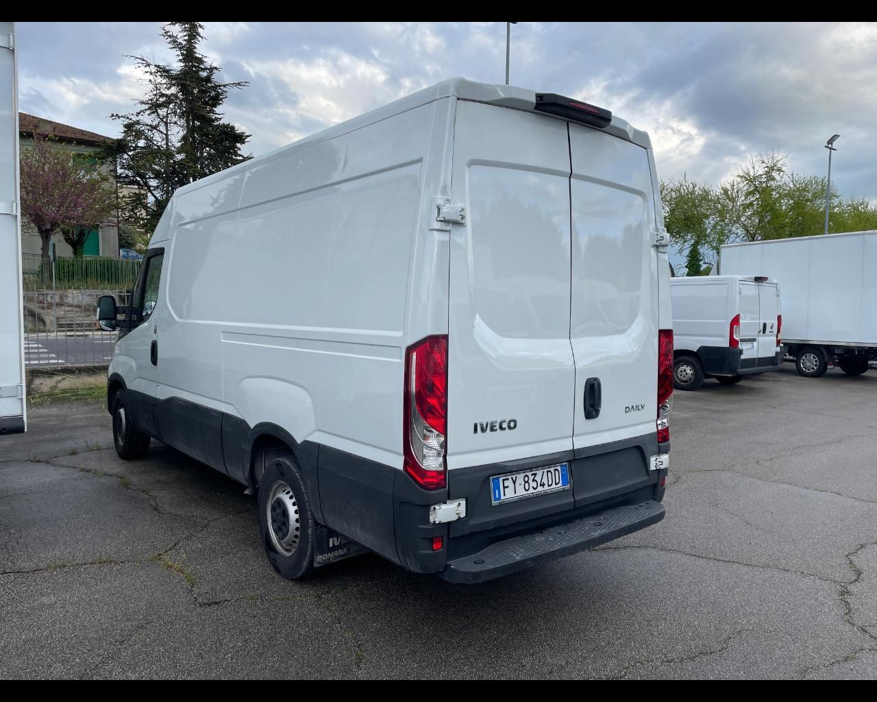 IVECO Daily (2014-->) Daily 35S16SV 2.3HPT PM-SL-TM Furgone