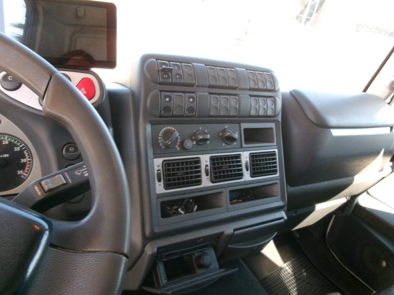 Iveco EUROCARGO 100/21 210CV 6 CILINDRI CASSONE 5.40 MT P.3690 DISCO 348000 KM