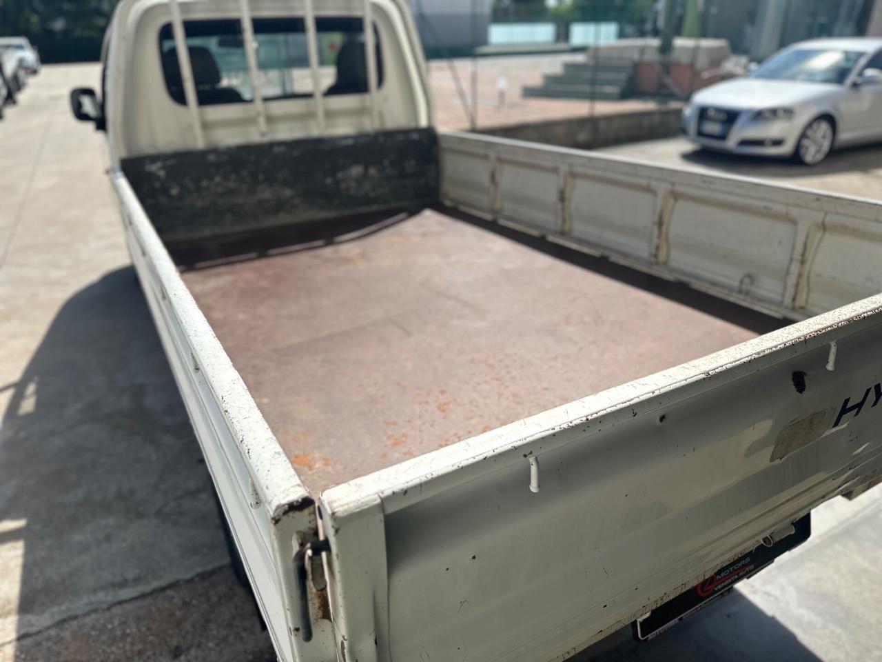 Hyundai H-1 2.5 TDI Autocarro CASSONATO FISSO 3 POSTI