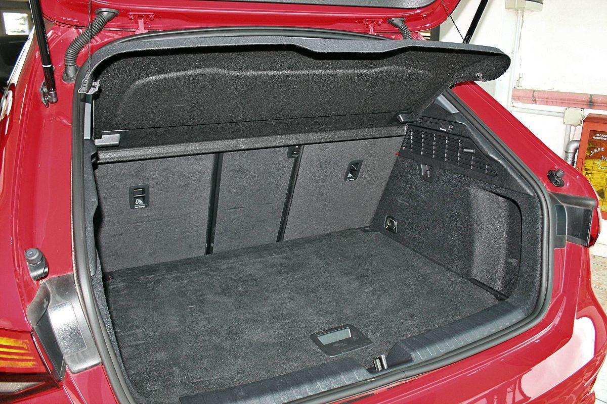 AUDI - A3 - SPB 35 TDI S tronic S line edition