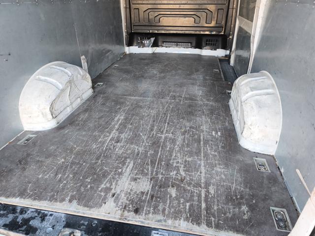 VOLKSWAGEN Crafter 30 2.0 tdi 140cv L3H3 Logistic my19