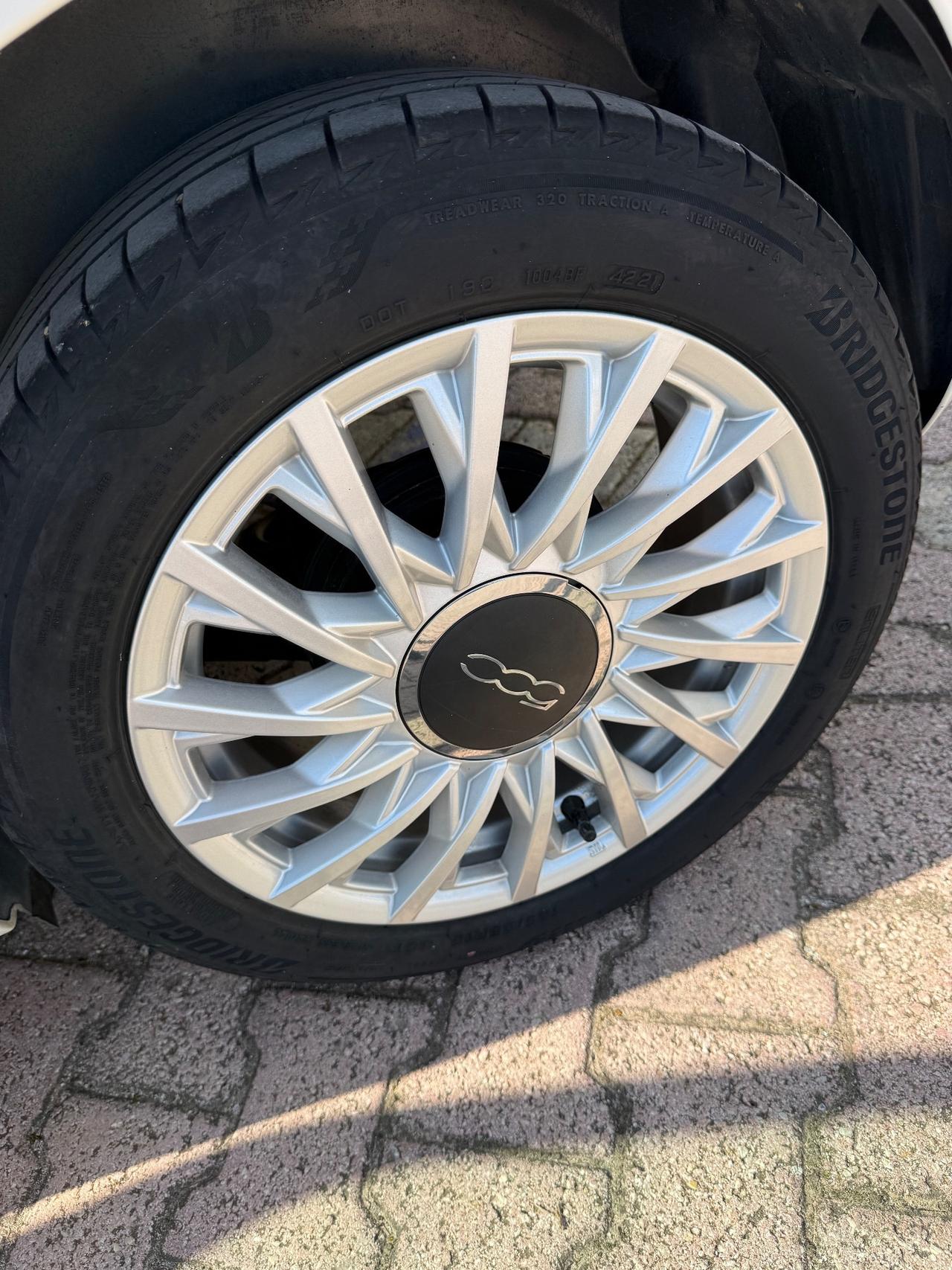 Fiat 500 C 1.0 Hybrid Dolcevita