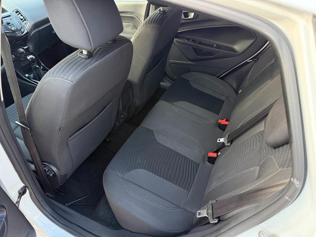 Ford Fiesta 1.5 TDCi 75CV 5 porte Titanium