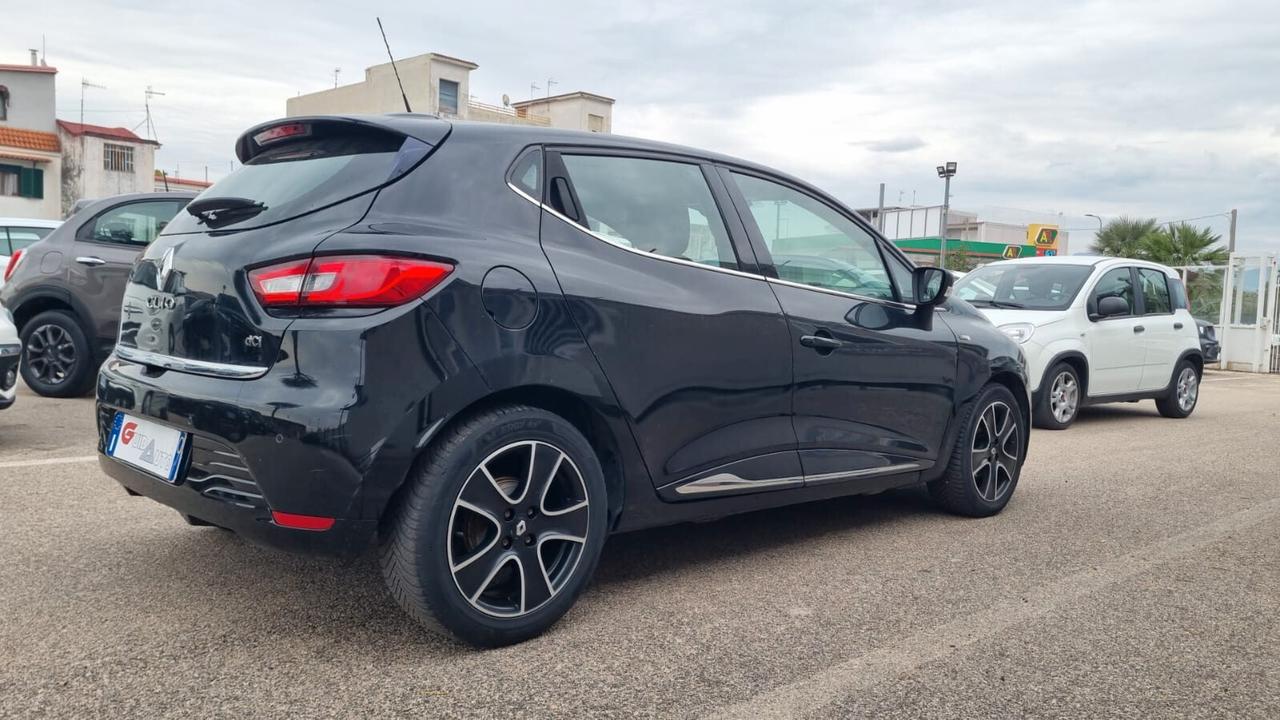 Renault Clio dCi 8V 75 CV Start&Stop 5 porte Energy Duel