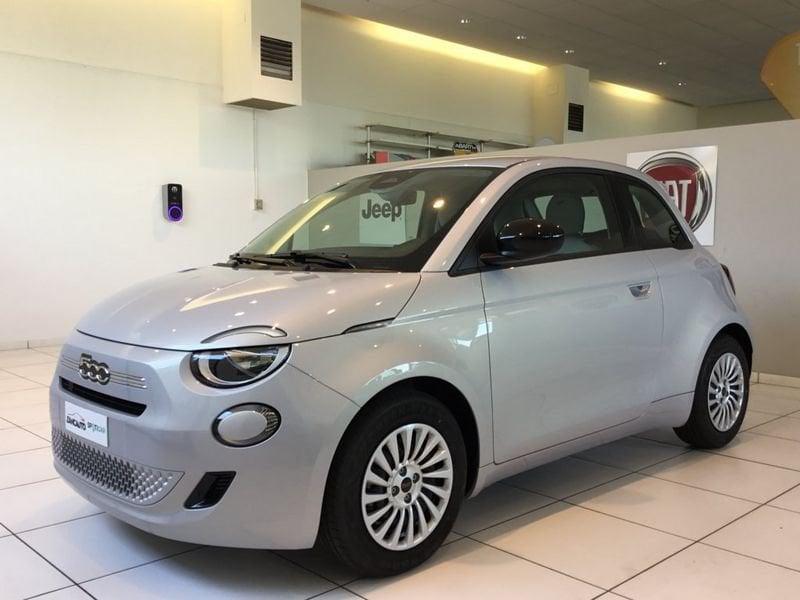 FIAT 500 Hybrid Hybrid Icon MY26