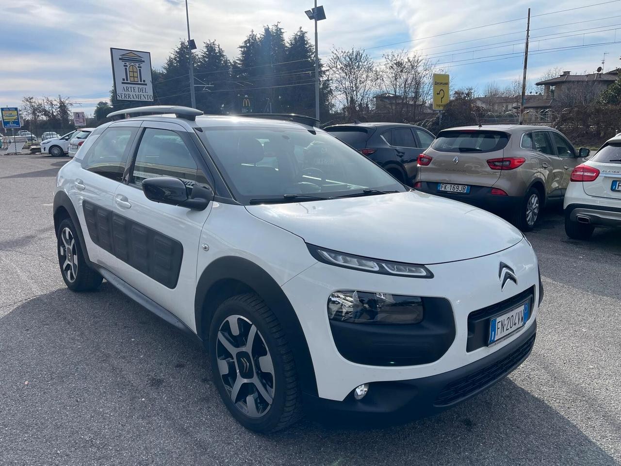 Citroen C4 Cactus BlueHDi 100 S&S Shine