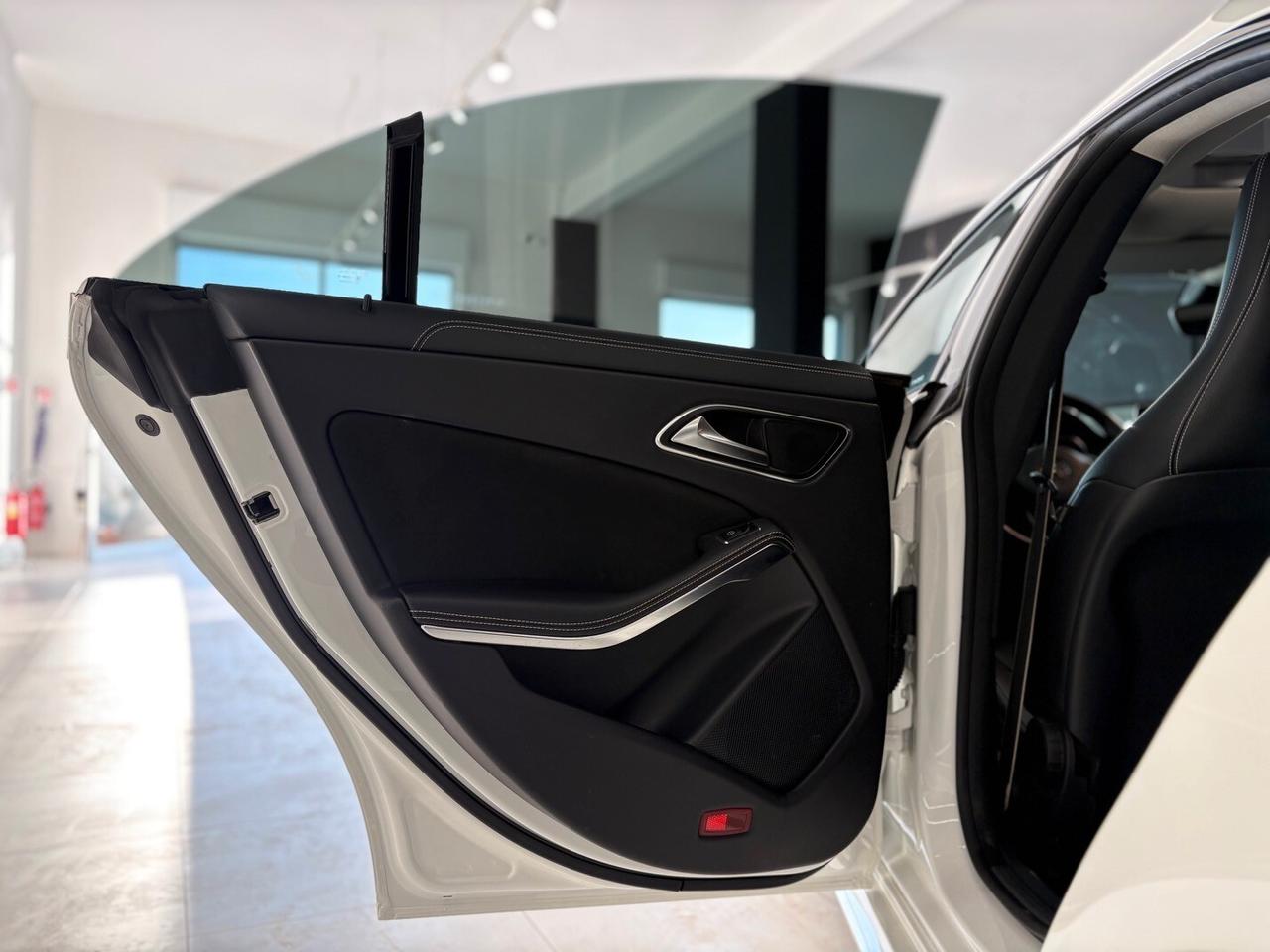 Mercedes-benz CLA 200 d 4Matic Automatic Premium (EDITION)