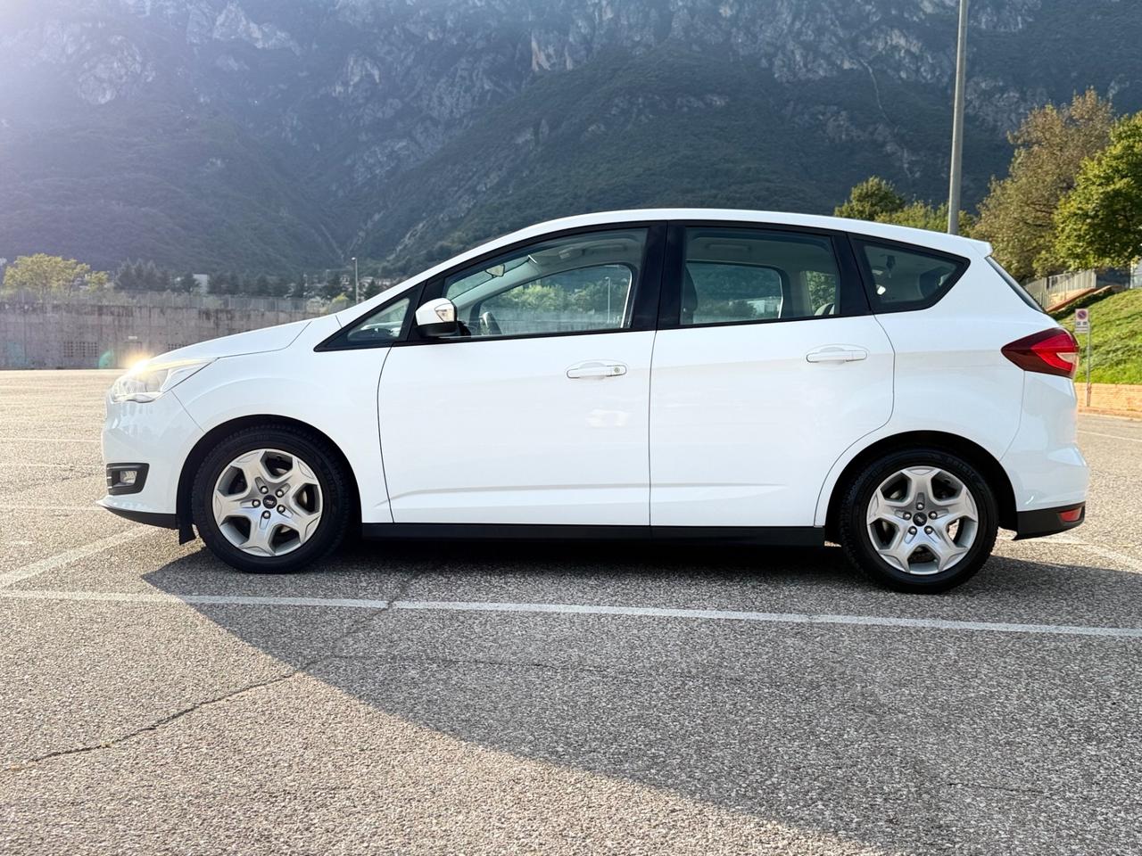 Ford C-Max 1.5 TDCi EURO 6 OK NEOPATENTATI