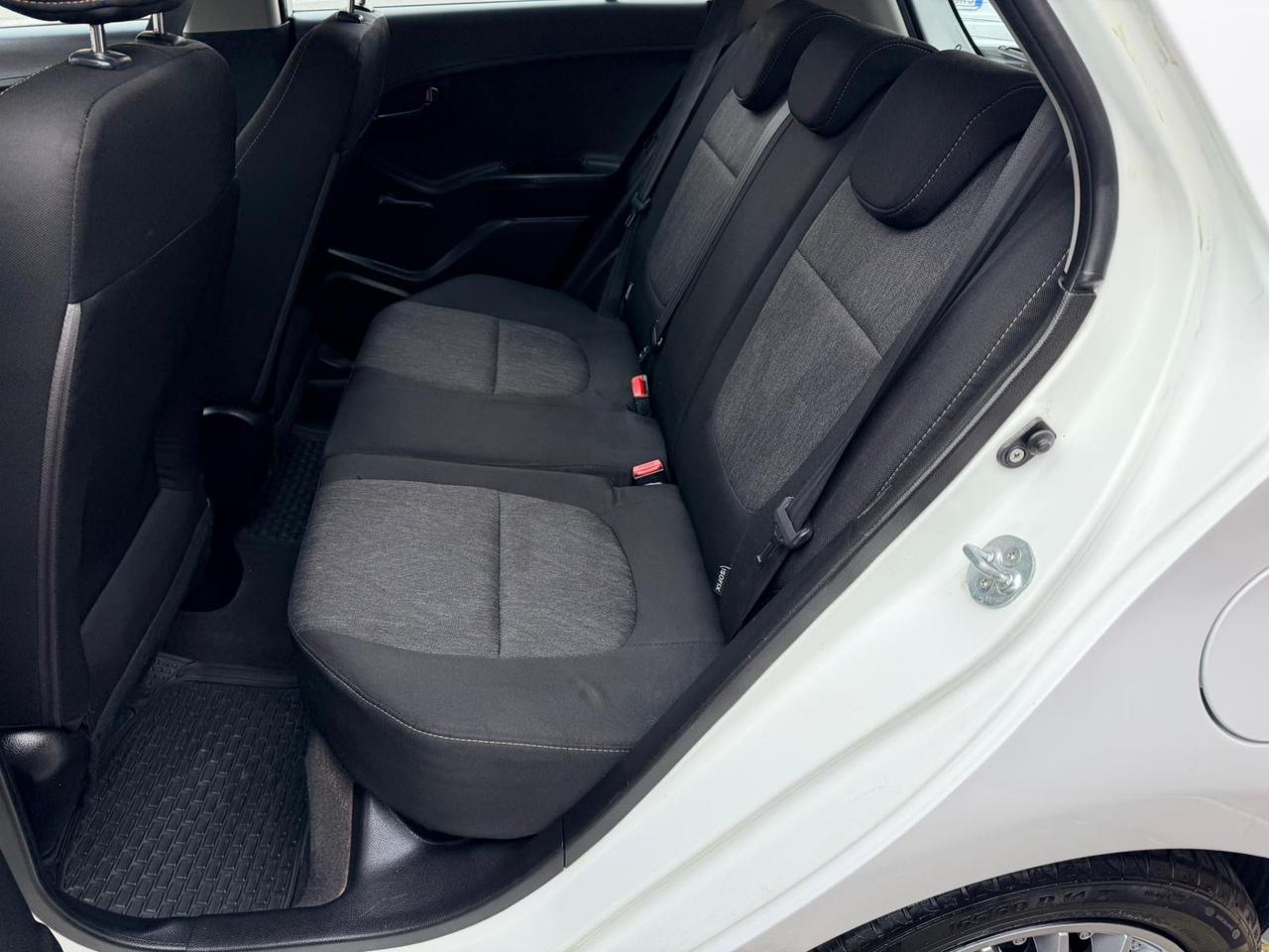 Kia Picanto 1.0 12V 5 porte Easy