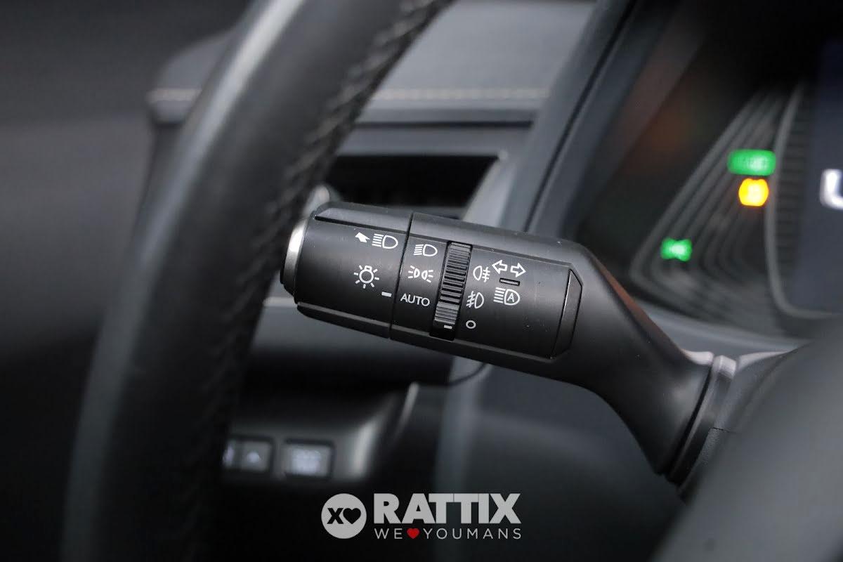 Lexus UX 250h 2.0 HEV Design CVT