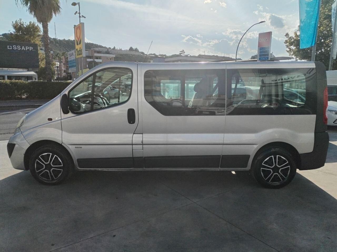Opel Vivaro 29 2.0 CDTI PC-TN Combi 9 posti Fap