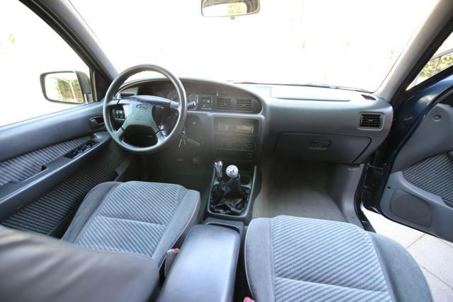 FORD Ranger 2.5 TDI (109CV) 4X4. DC Pick-up XLT