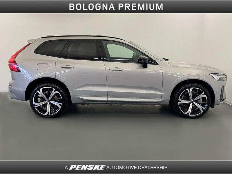 Volvo XC60 B5 (d) AWD automatico Ultimate Dark