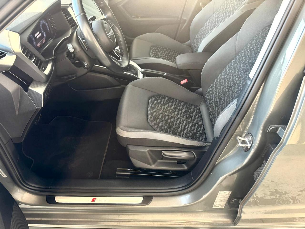 Audi A1 SPB 35 TFSI S tronic line edition