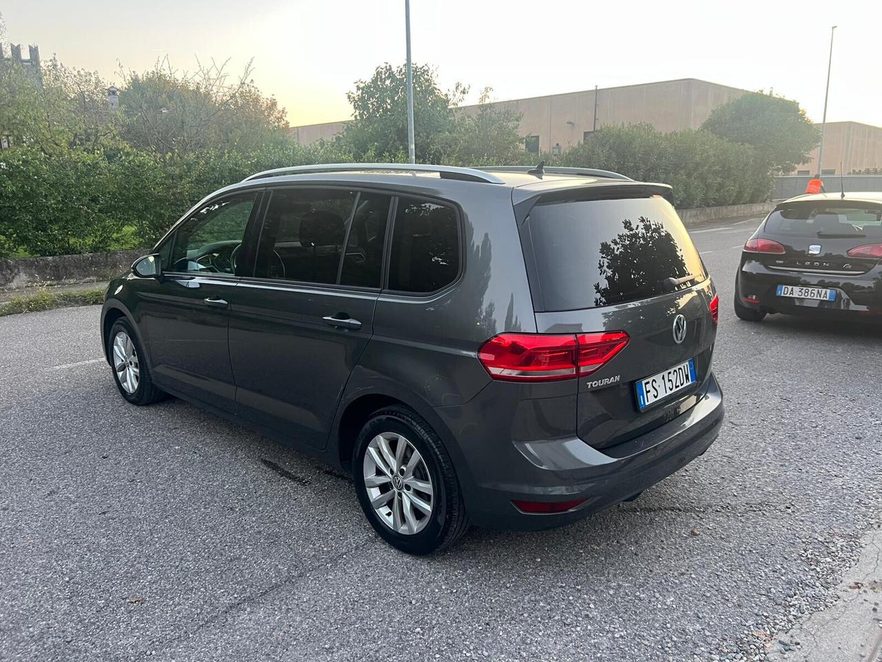 Volkswagen Touran 1.6 TDI 115 CV SCR DSG Business BlueMotion Technology