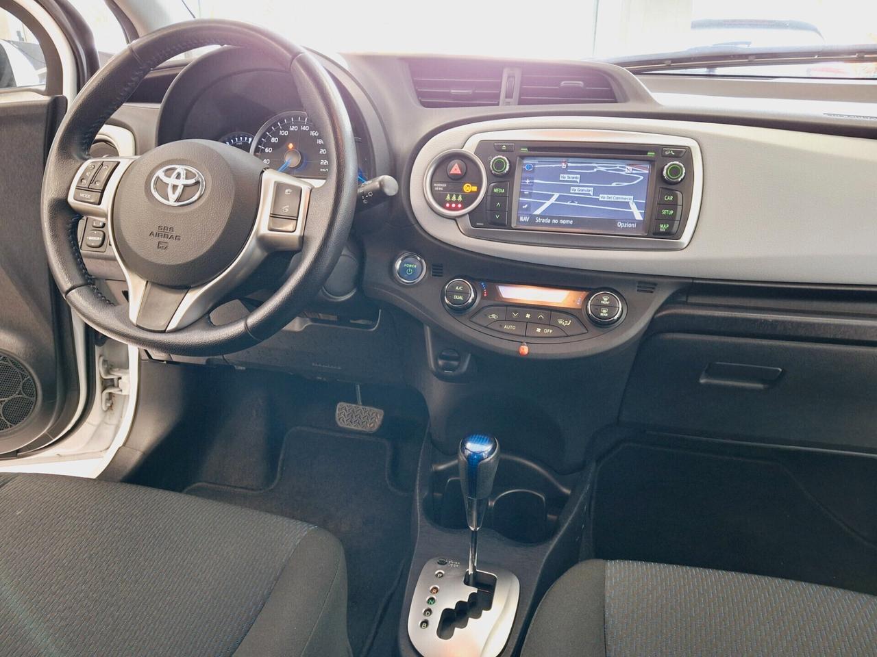 Toyota Yaris 1.5 Hybrid 5 porte Cool "Unico Proprietario