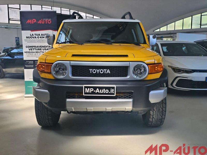 Toyota FJ Cruiser TOYOTA FJCRUISER - TENUTO OTTIMAMENTE -AUTOCARRO - IMPIANTO GPL