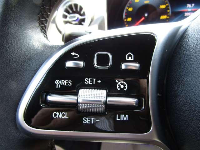 Mercedes-Benz GLA 200 BENZINA SPORT 163CV CAMBIO AUTO,CERCHI 18,FARI LED