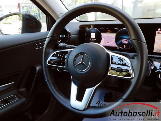 MERCEDES-BENZ A 180 D 2.000cc PACCHETTO, TECH WIDESCREEN 2X10,25''