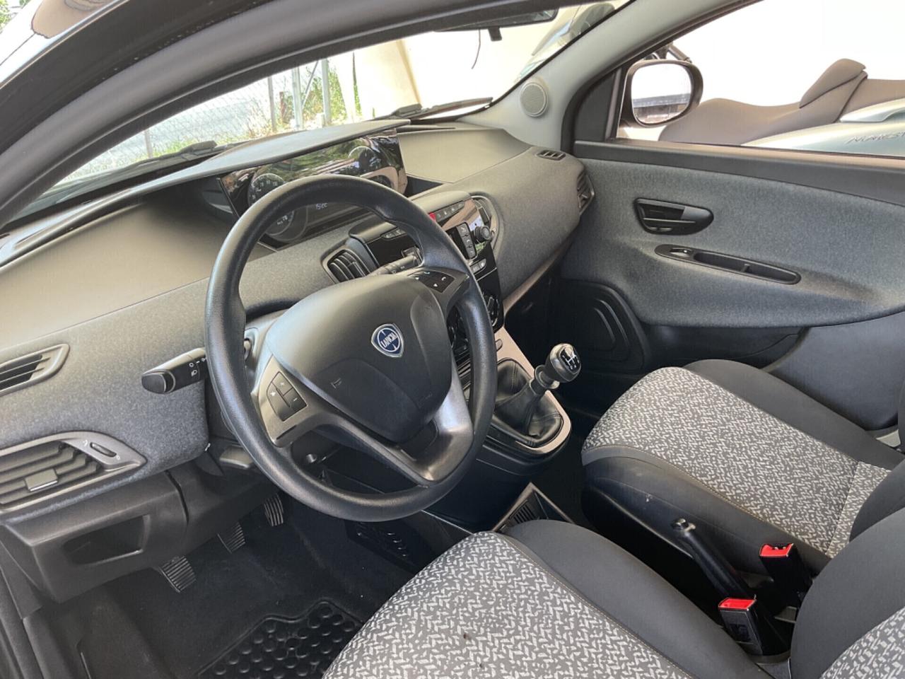 Lancia Ypsilon 1.2 69 CV 5 porte GPL Ecochic Elefantino Blu