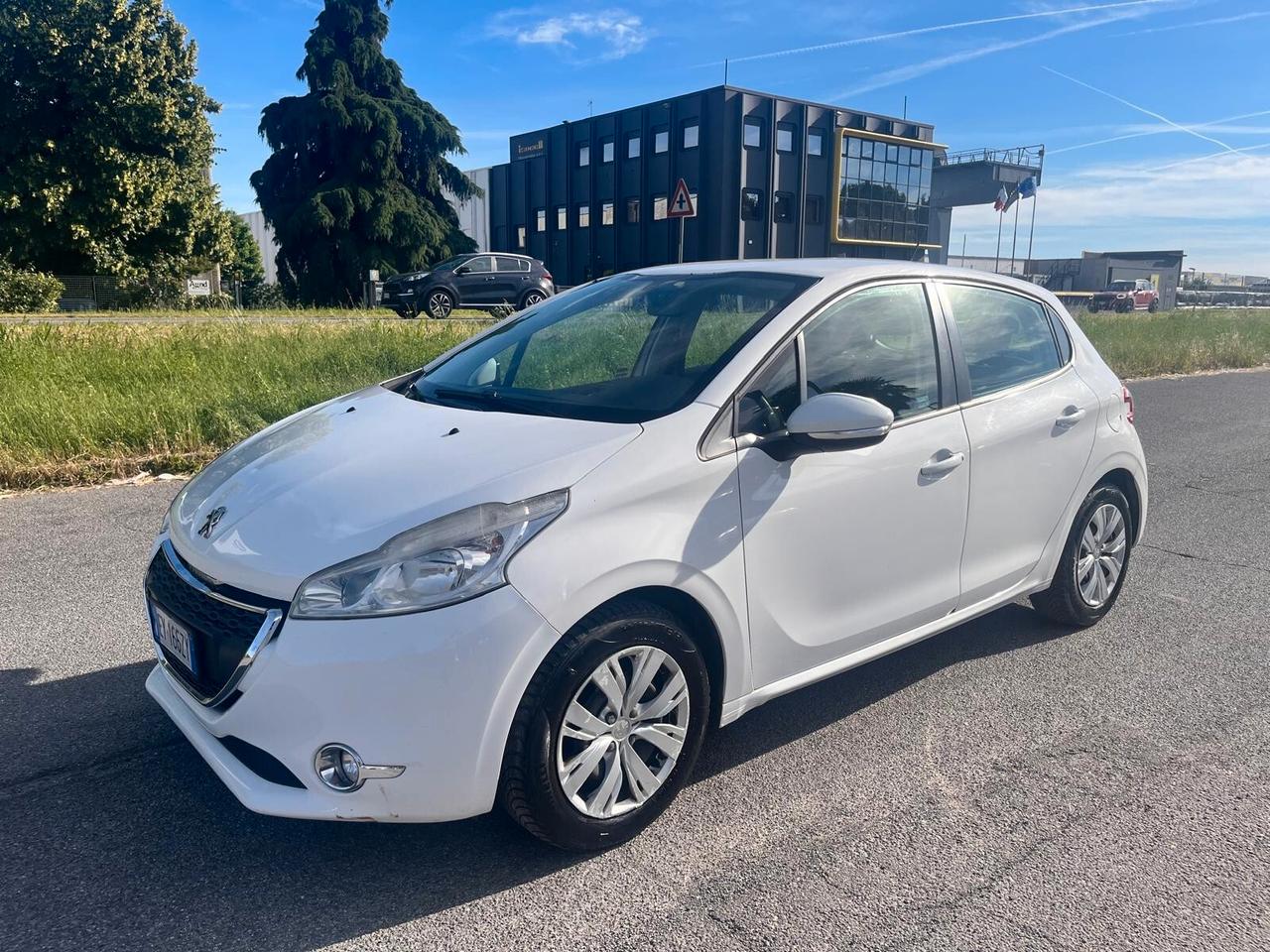 Peugeot 208 1.4 HDi 68 CV 5 porte Access