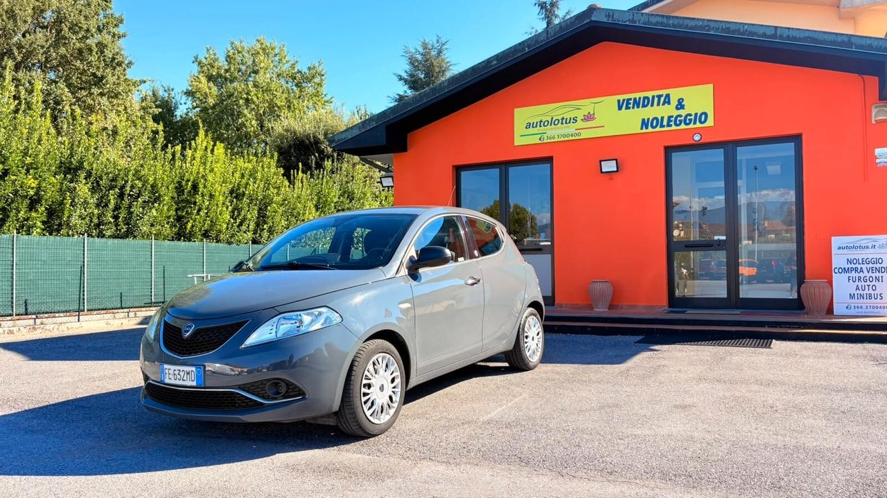 Lancia Ypsilon 1.2 69 CV 5 porte GPL Ecochic Gold