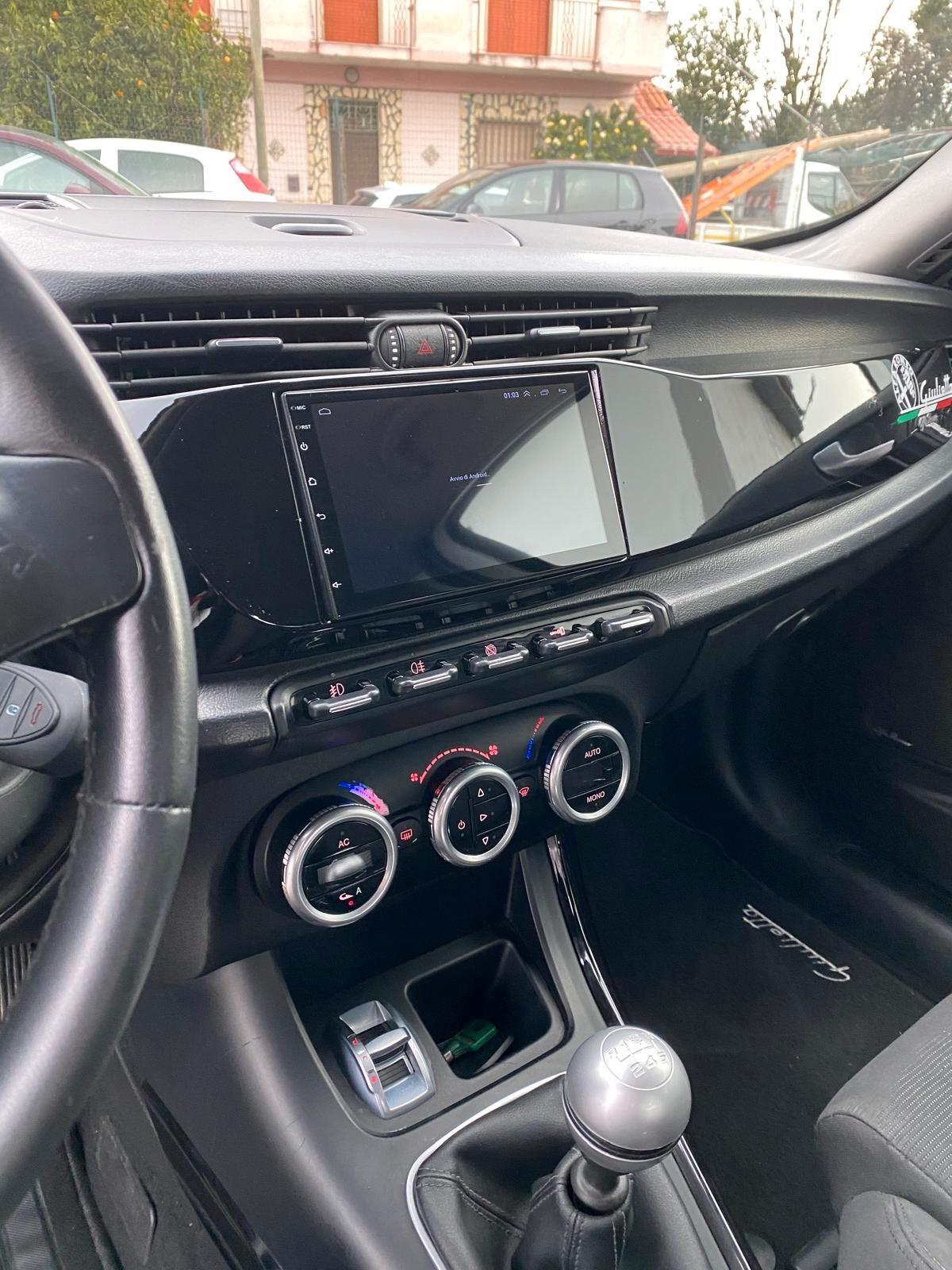 Alfa Romeo Giulietta 1.6 JTDm 105CV