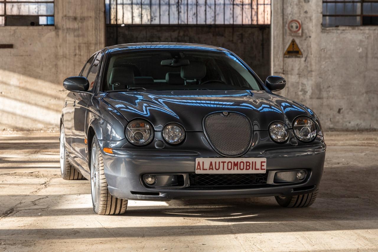 Jaguar S-Type (X202) 4.2 V8 32V cat R