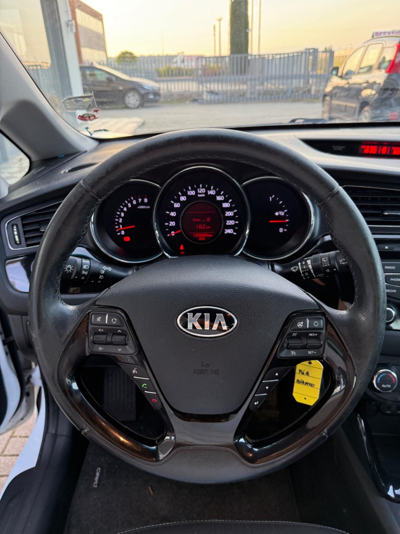 Kia Ceed cee'd 1.4 CVVT 5 porte Cool