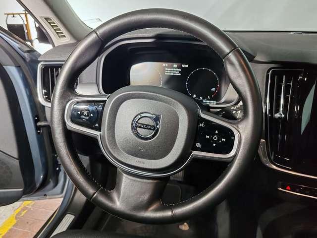 Volvo V90 2.0 D4 190cv Momentum Auto
