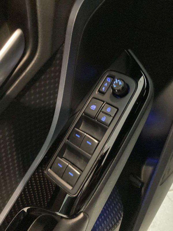 Toyota C-HR 2.0H (184CV) E-CVT Trend