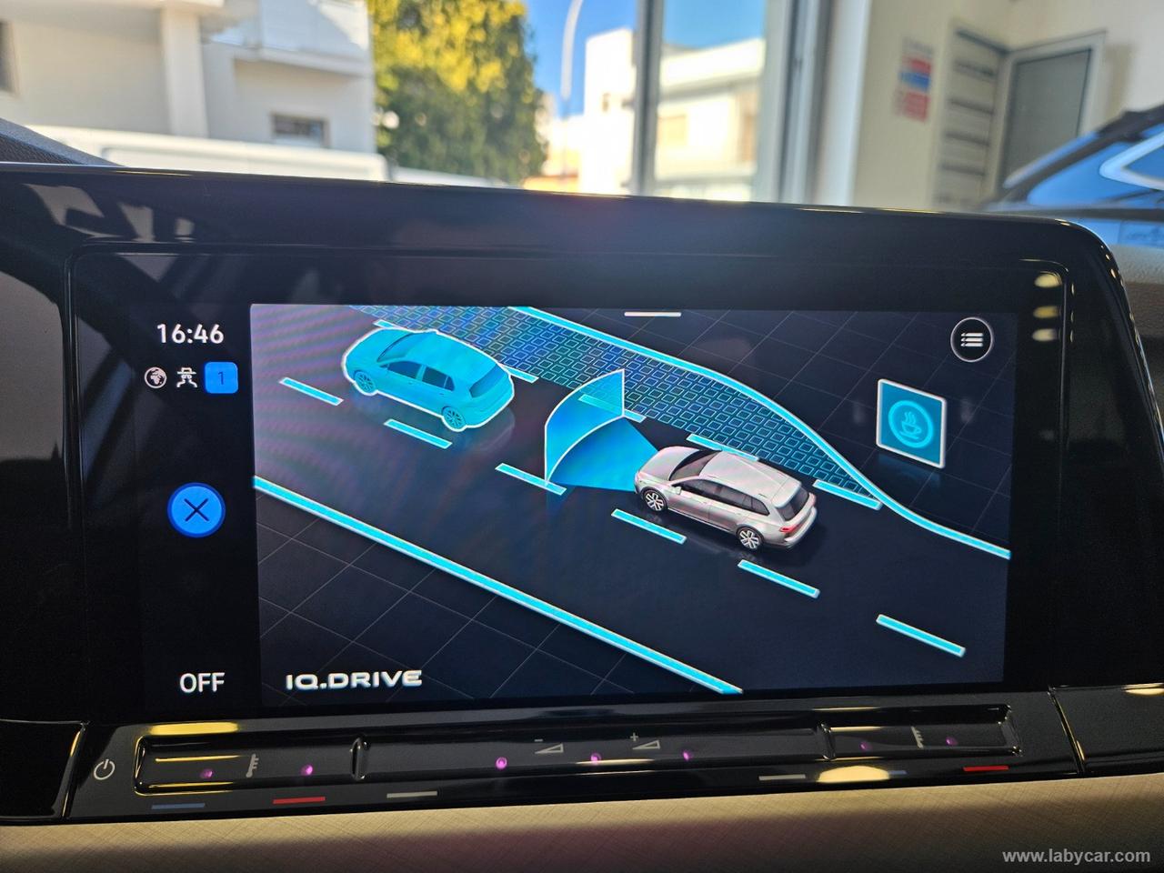 VOLKSWAGEN Golf Variant 2.0 TDI 115 CV SCR Life