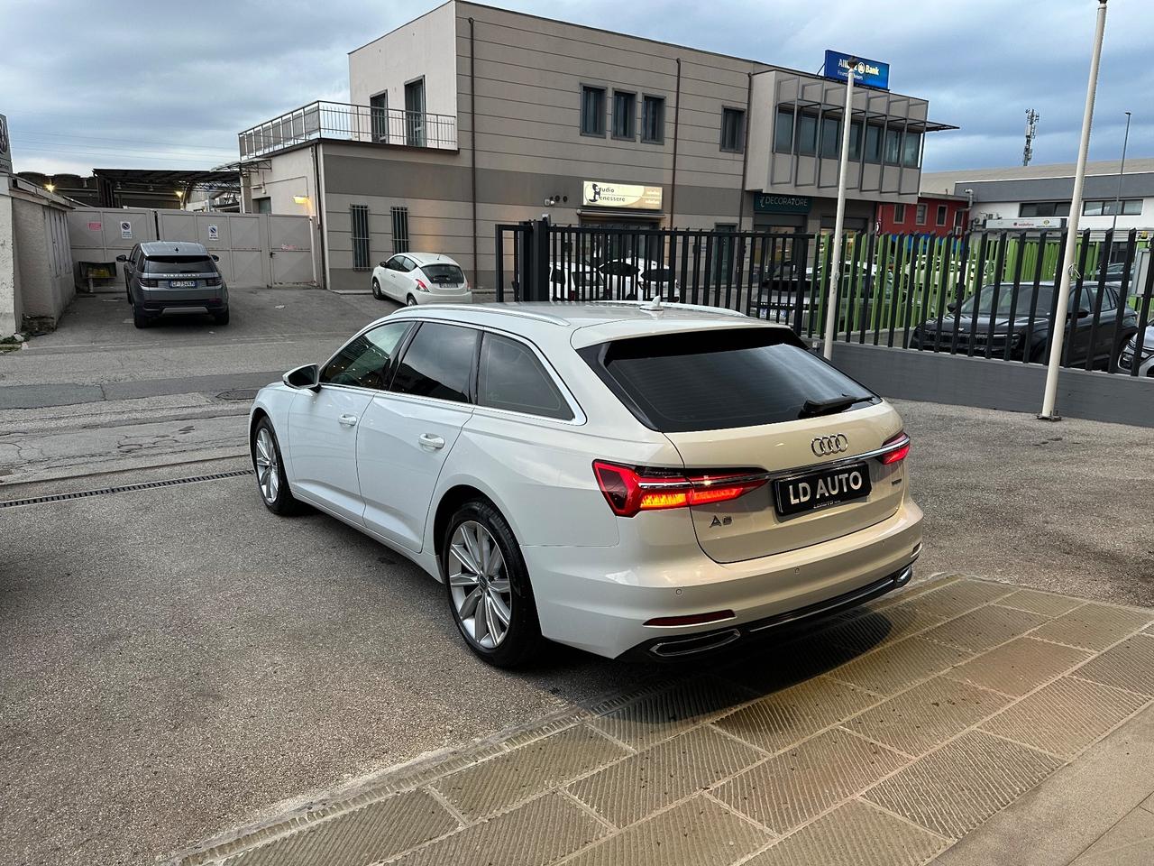 Audi A6 40 2.0 TDI quattro ultra S tronic Business Sport