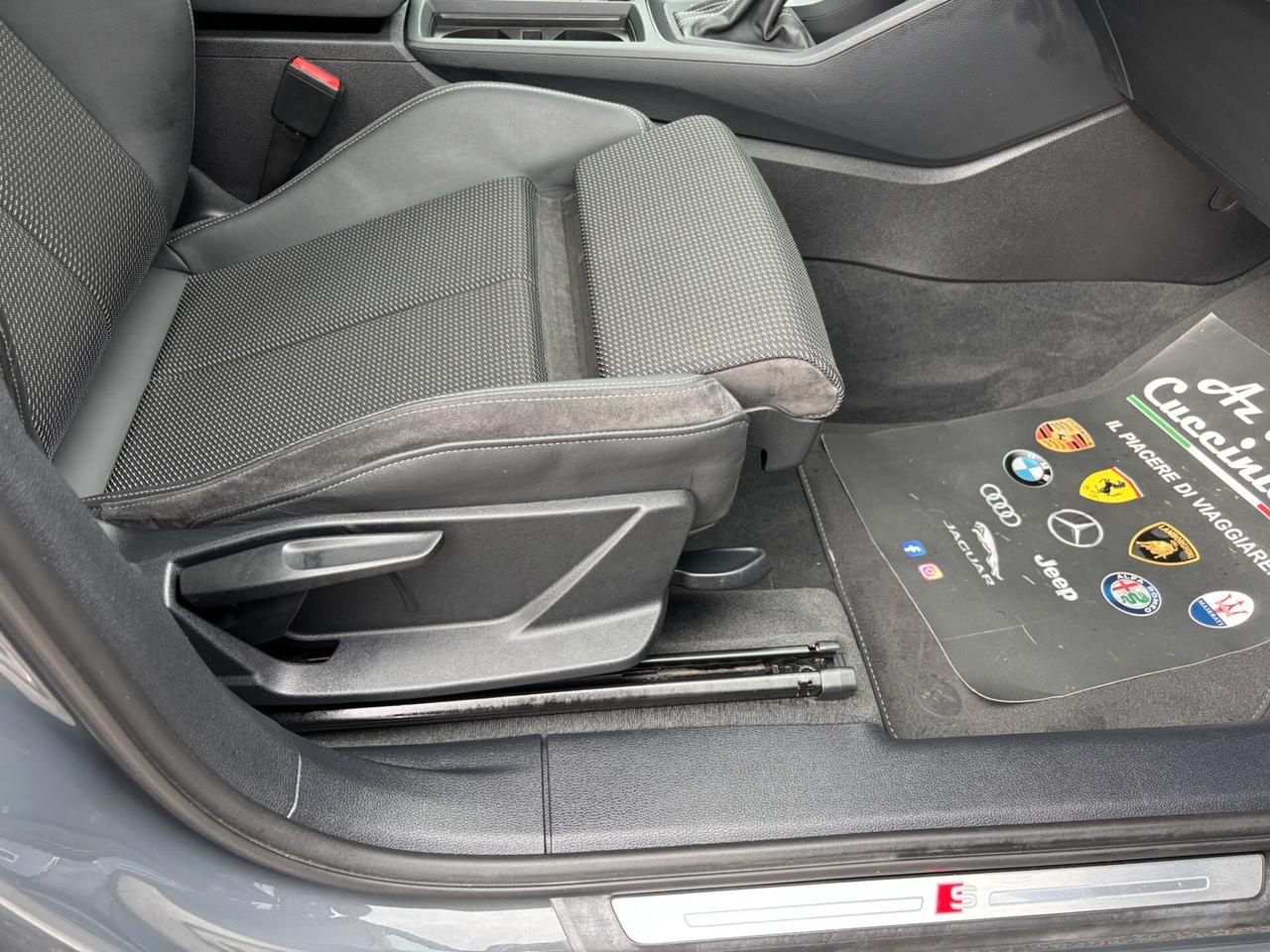 Audi Q3 35 TDI S tronic 150 CV S-LINE